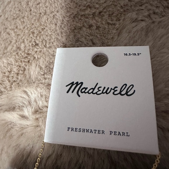 Madewell Gold Necklace with Freshwater Pearl Pendant - Picture 5 of 5